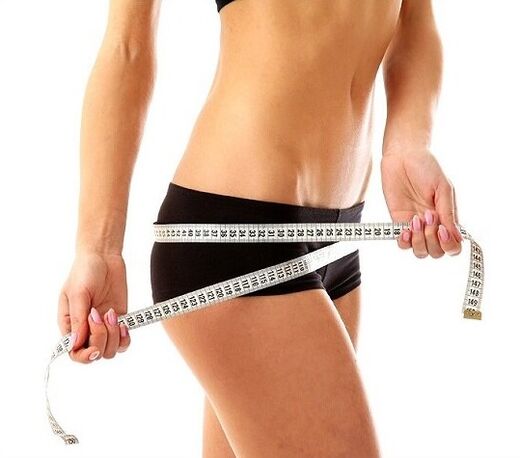 měření boků po cvičení pro hubnutí